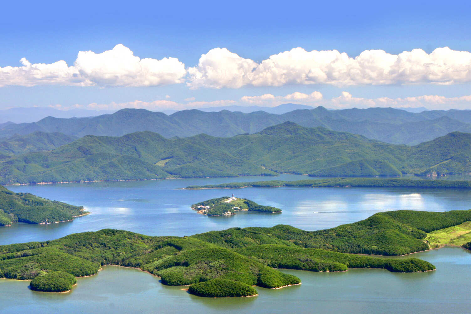 五女山夏天